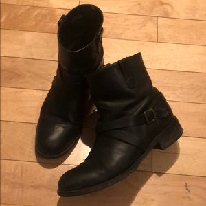 Madewell moto boots